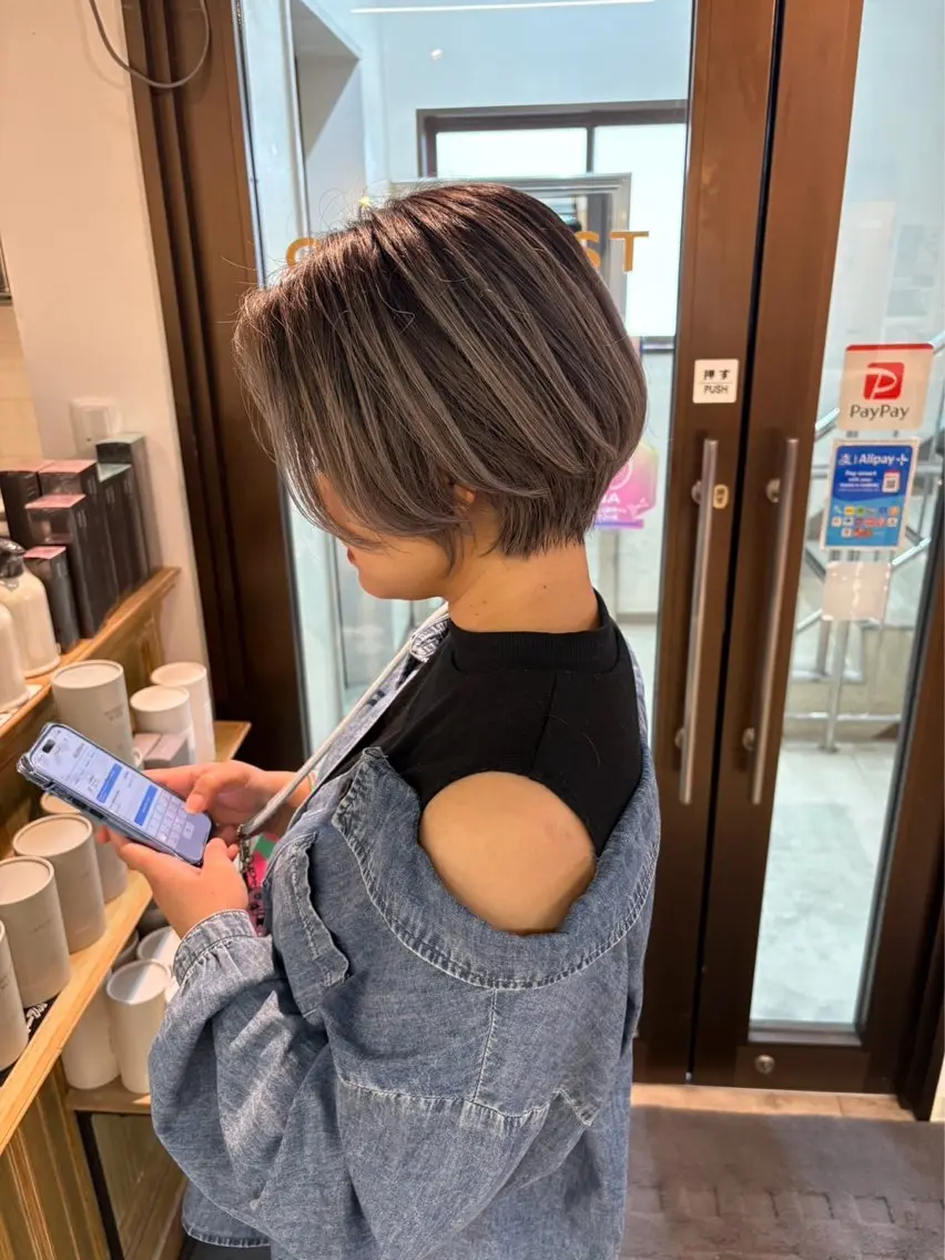 ショート ショートヘア 小山 耕実のヘアスタイル