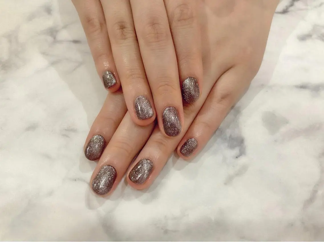 ネイル マグネットネイル ハンドネイル Nail&eye Belire 新宿のネイルデザイン