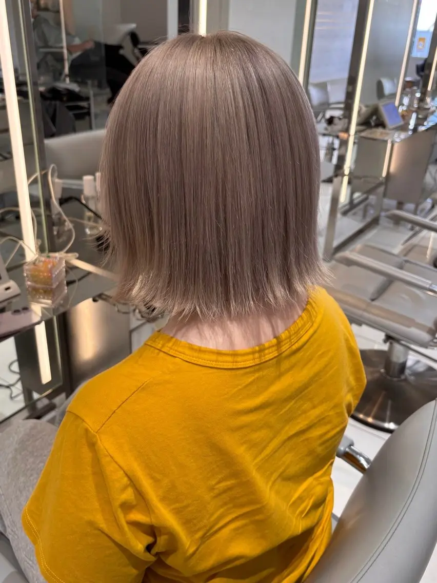 ショート カラー ヘアカラー ⠀ リコのヘアスタイル