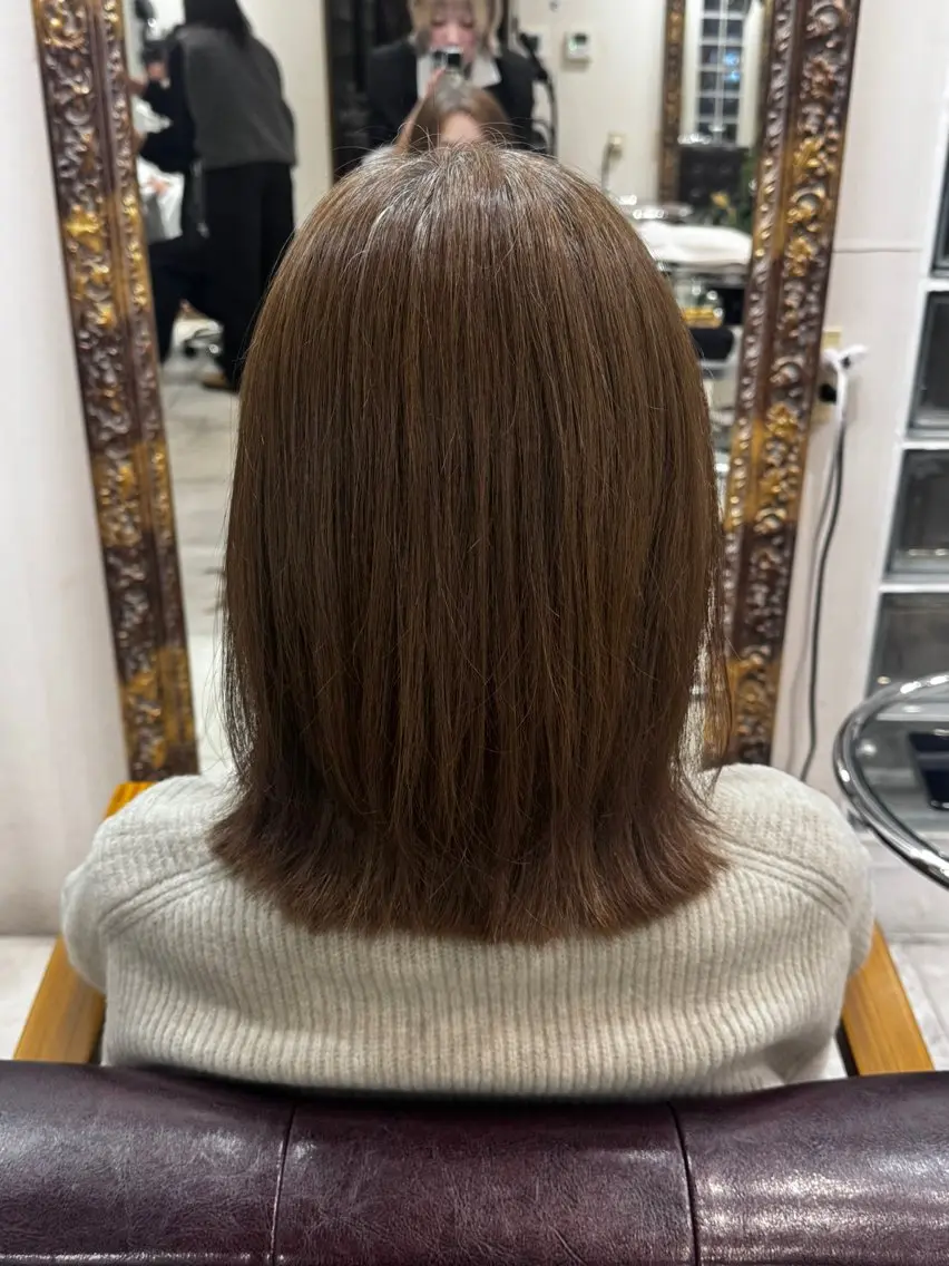 ミディアム カット 佐藤 凜のヘアスタイル