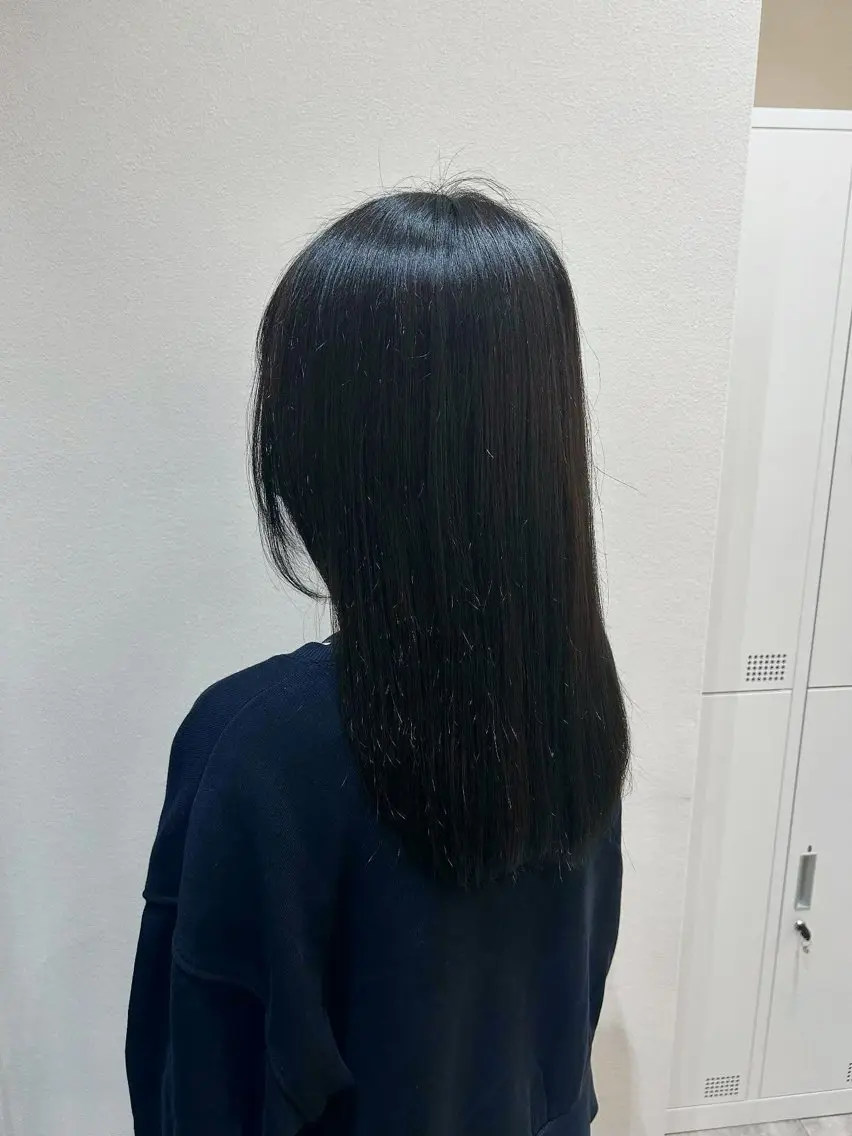 カラー Defi【梅田】 Hinataのヘアスタイル