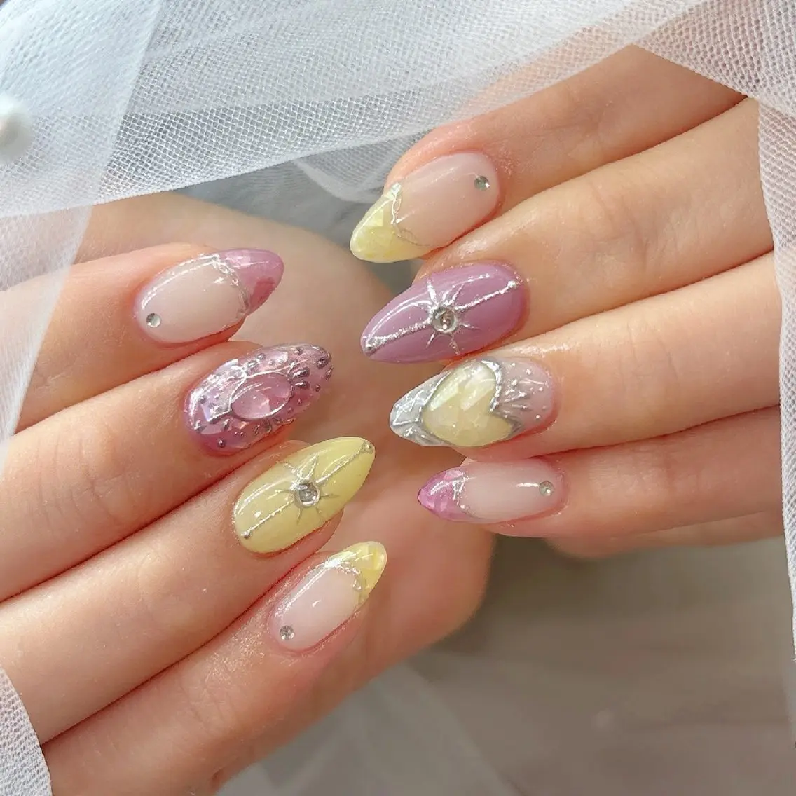 ネイル アートネイル フレンチネイル ミラーネイル 持ち込み パステルネイル ハンドネイル ハンドケア 心斎橋Salon Epokkuのネイルデザイン