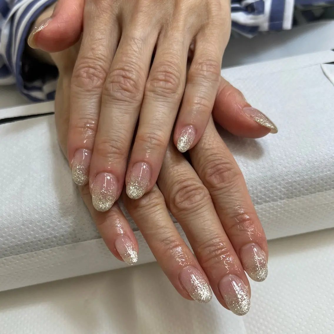 ネイル グラデーション ラメ(グリッター) ラメグラデーション ハンドネイル Nishimura Amiのネイルデザイン