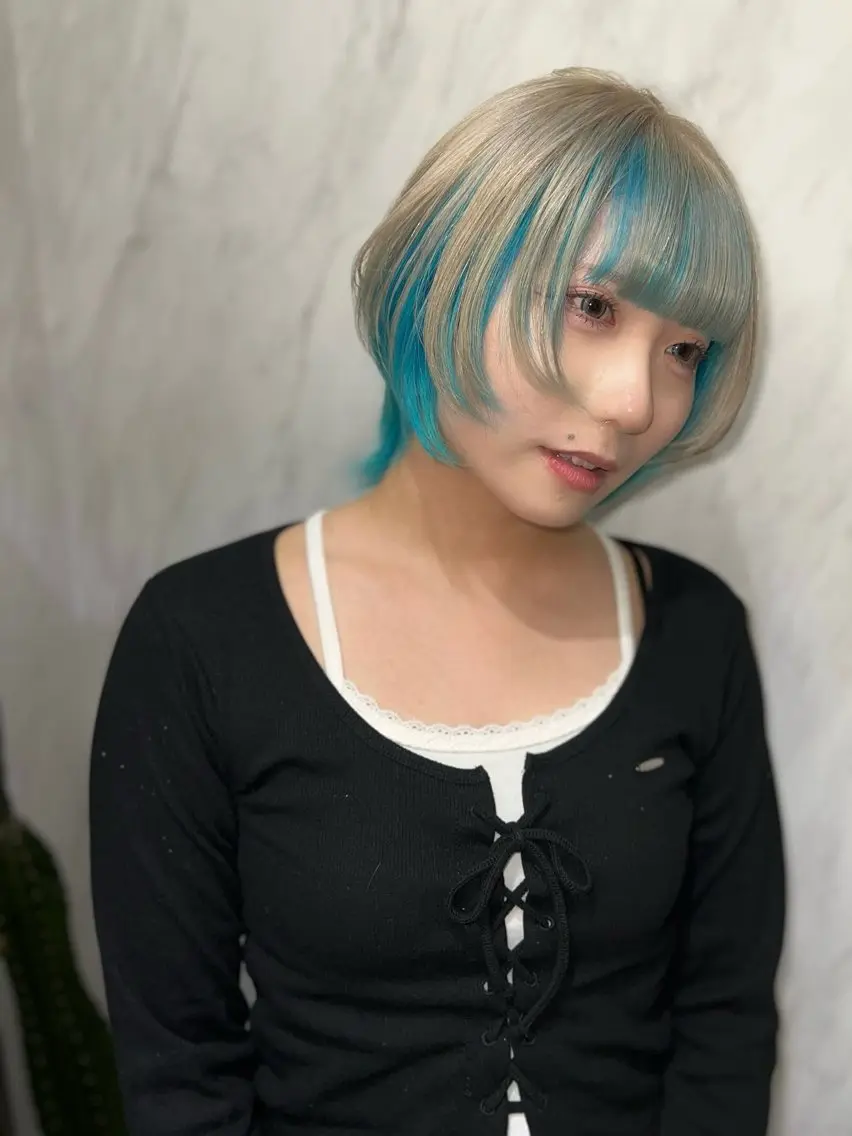 ショート カラー カット ヘアカラー トリートメント ヘッドスパ 最高級髪質改善🥇 小玉美菜のヘアスタイル