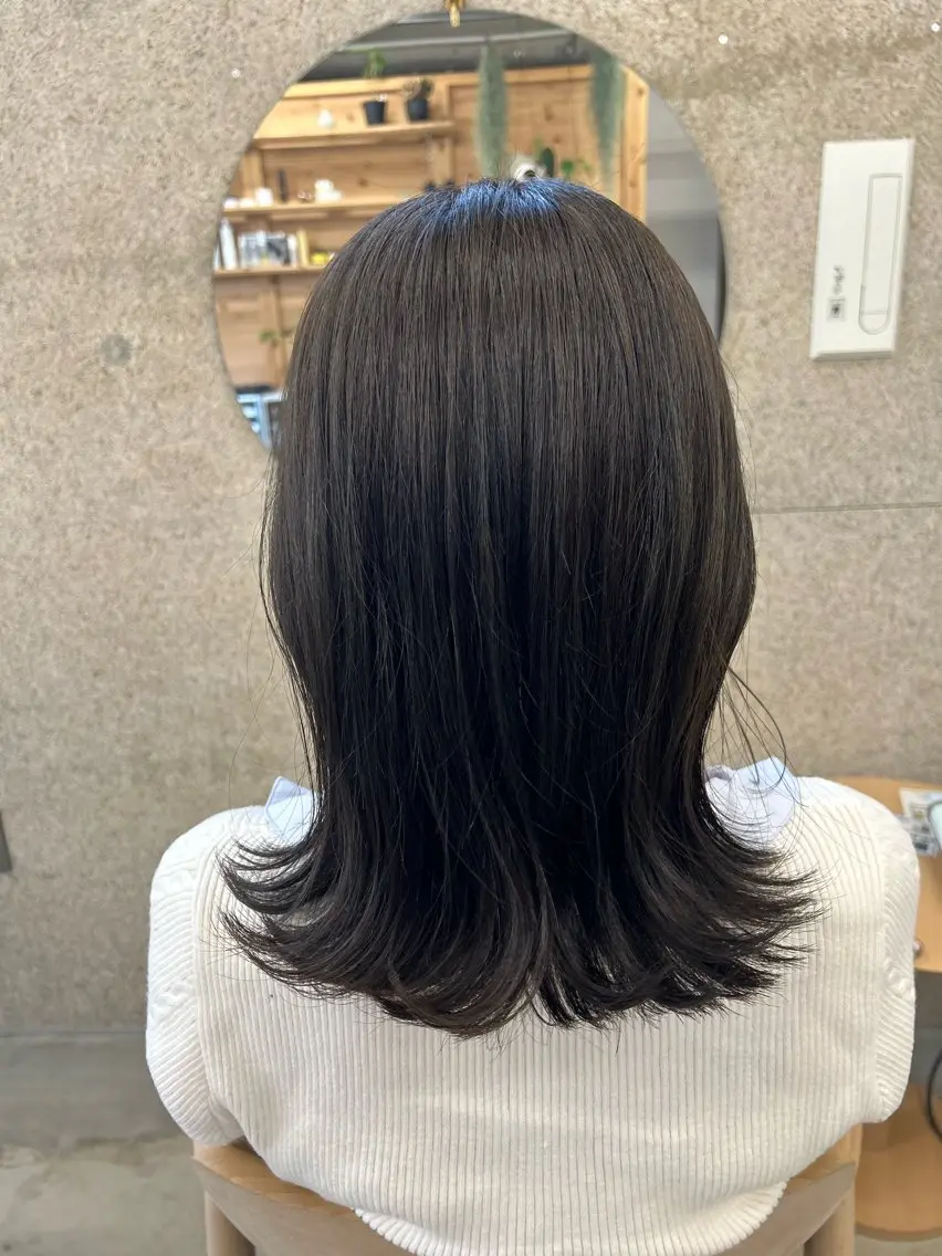 ミディアム カラー ヘアカラー トリートメント SiLO Yukinaのヘアスタイル