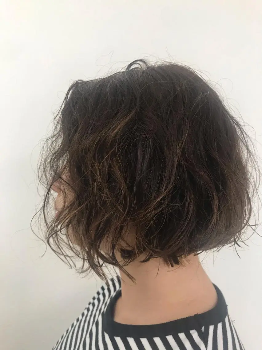 カット＋ワンカラーの写真