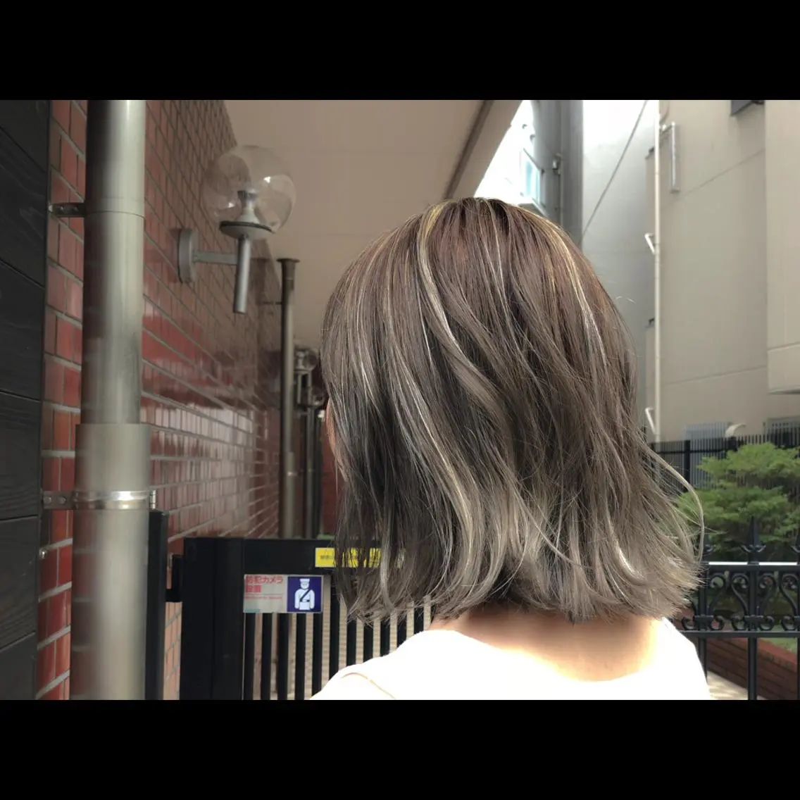 ミディアム カラー 透明感カラー グレージュ ハイライトカラー ハイライト ヘアカラー 小森谷 亮太のヘアスタイル