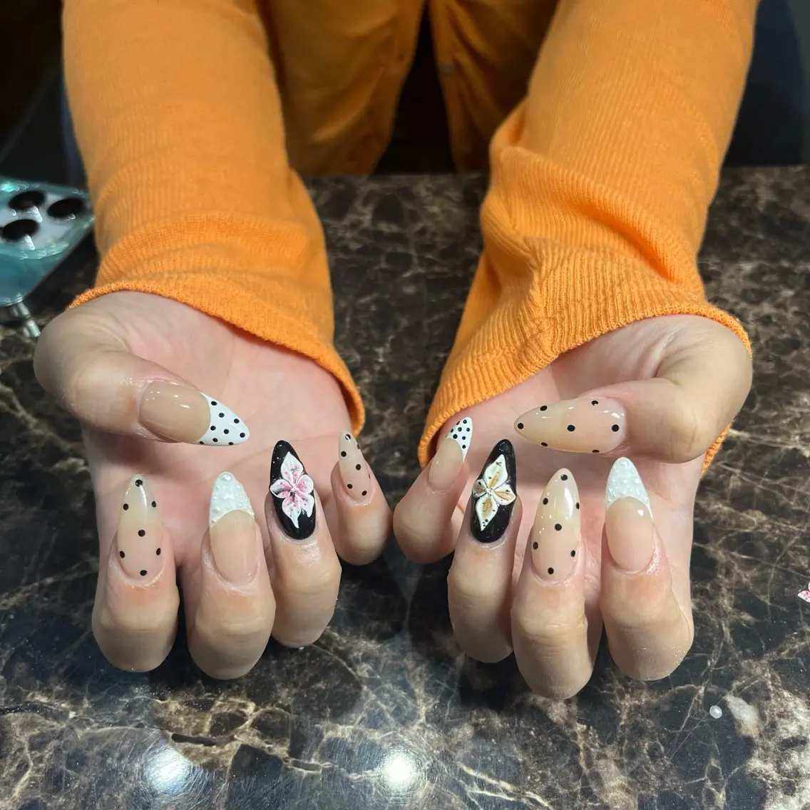 ネイル ハンドネイル IROHA nail Ami🐊🎀のネイルデザイン