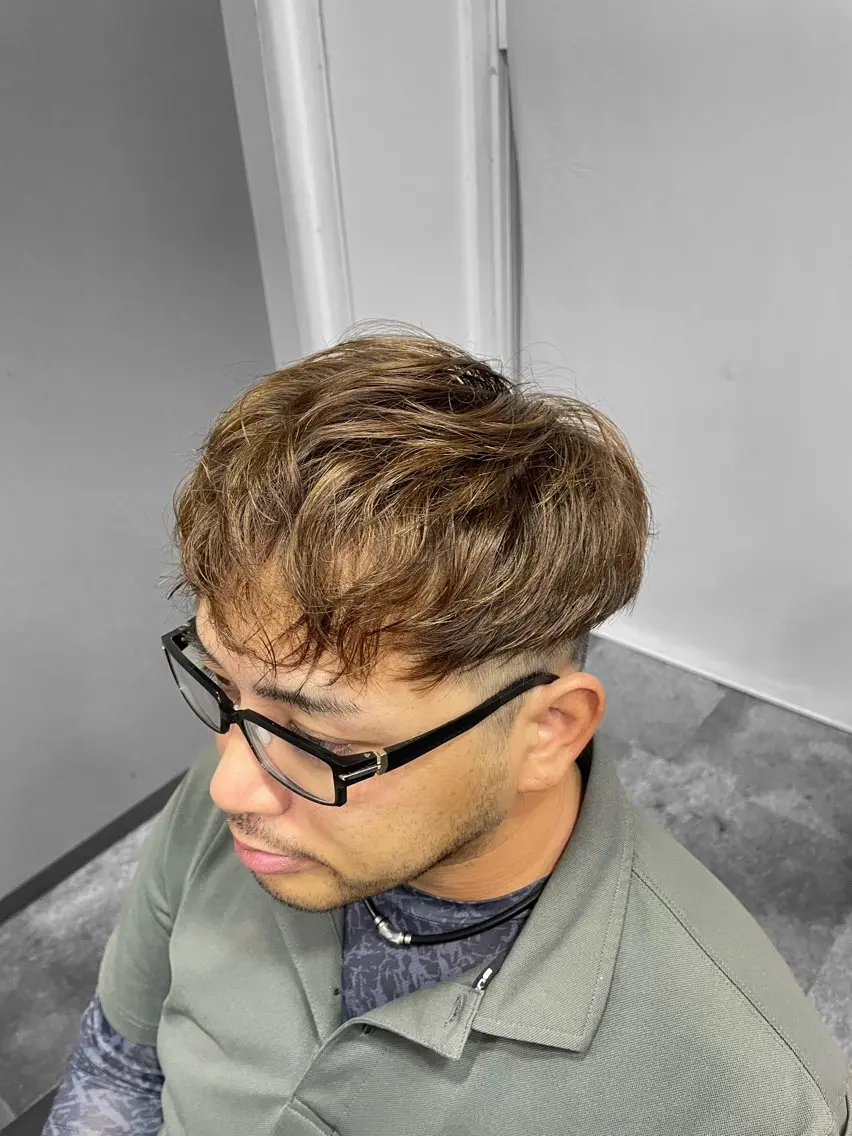 ショート カラー パーマ メンズ カット ヘアカラー パーマ 平井 芳琉のヘアスタイル