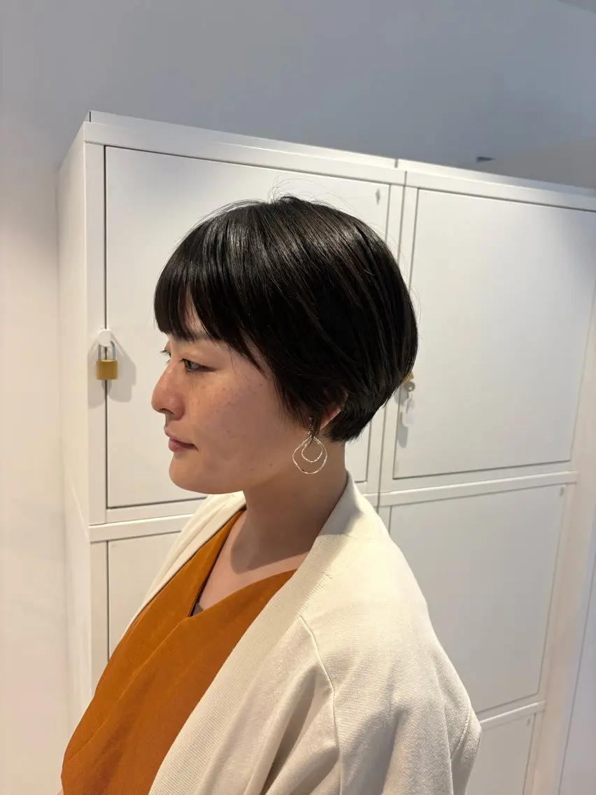 ショート ニトウ レイナのヘアスタイル