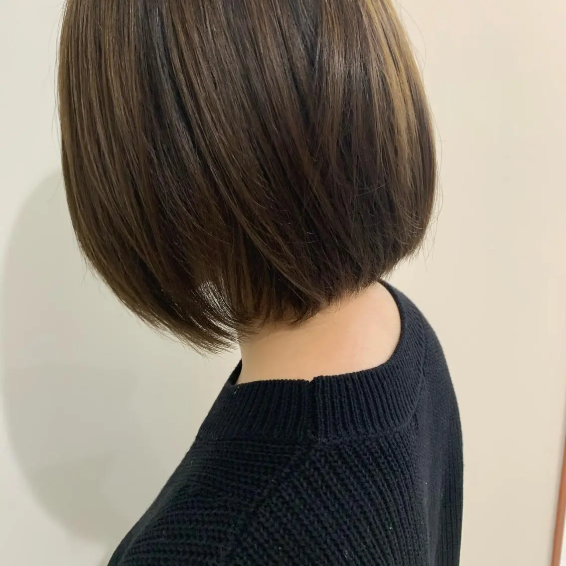 ショート カラー ベージュカラー 🤍似合わせパーマ 奥田沙耶🫧のヘアスタイル