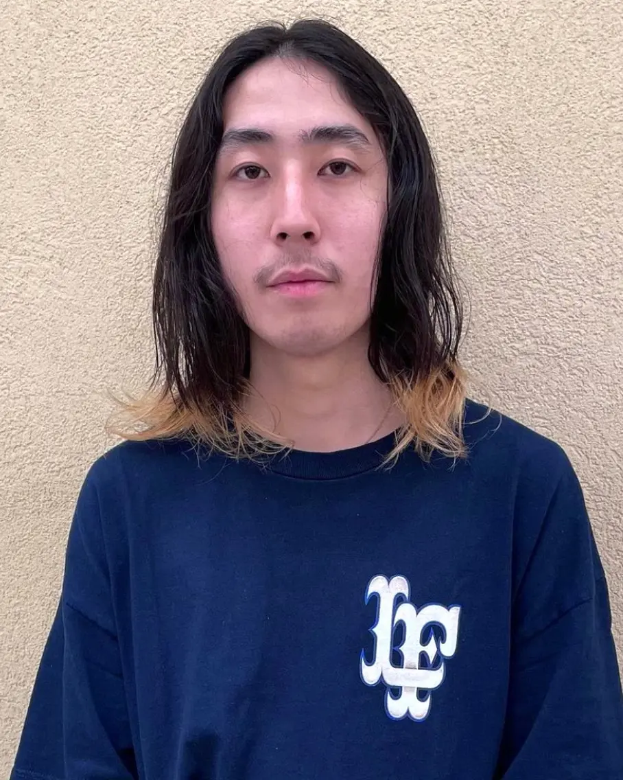 ミディアム カラー メンズ 塩谷 雪花のヘアスタイル