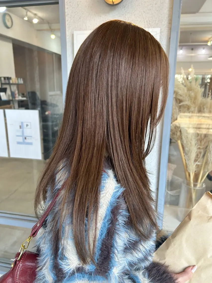 ロング カラー ベージュカラー 透明感カラー ヘアカラー 本澤 朋香のヘアスタイル