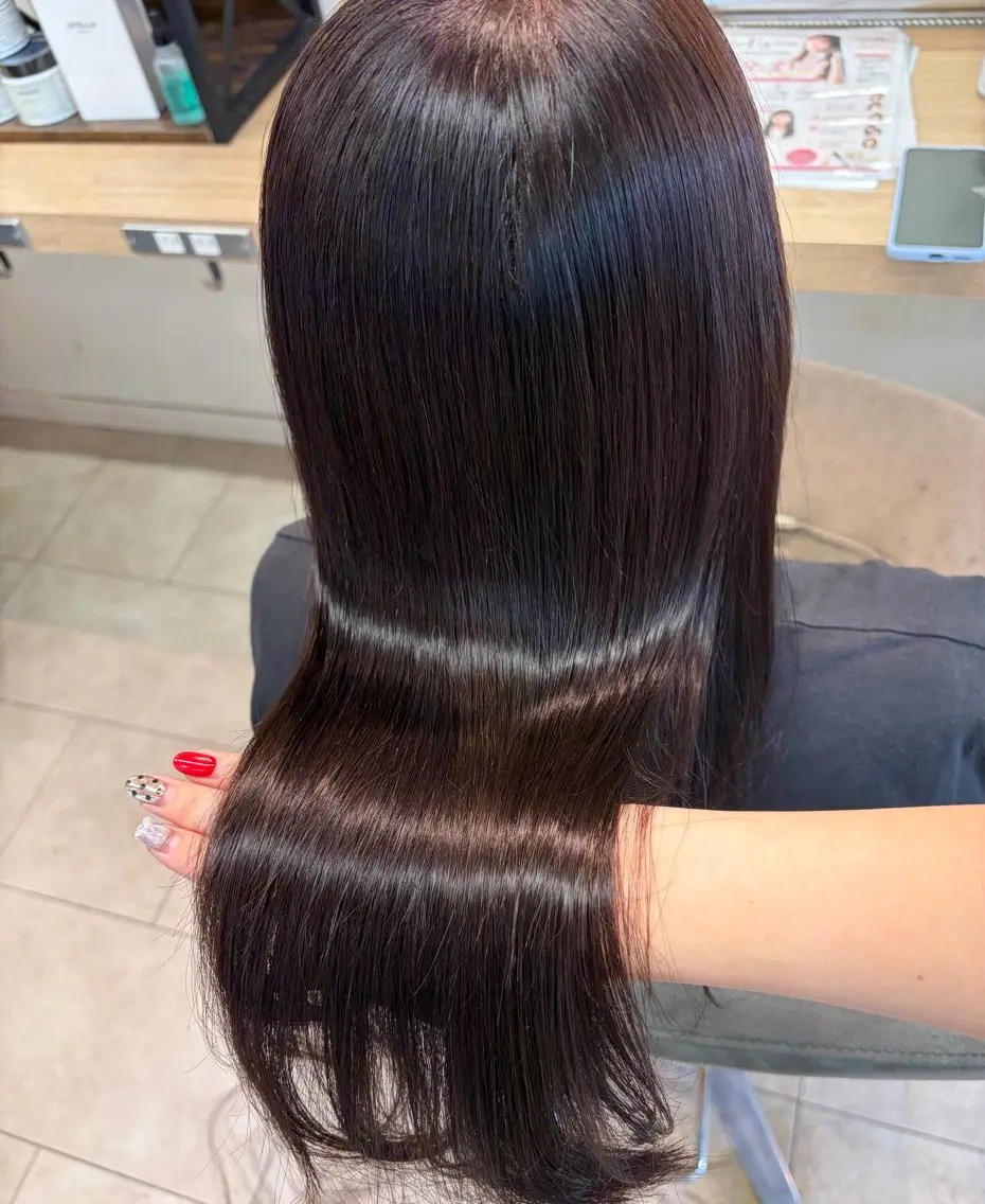 セミロング パーマ カット 縮毛矯正 一目惚れ艶ハイトーン /艶カラー/しほのヘアスタイル