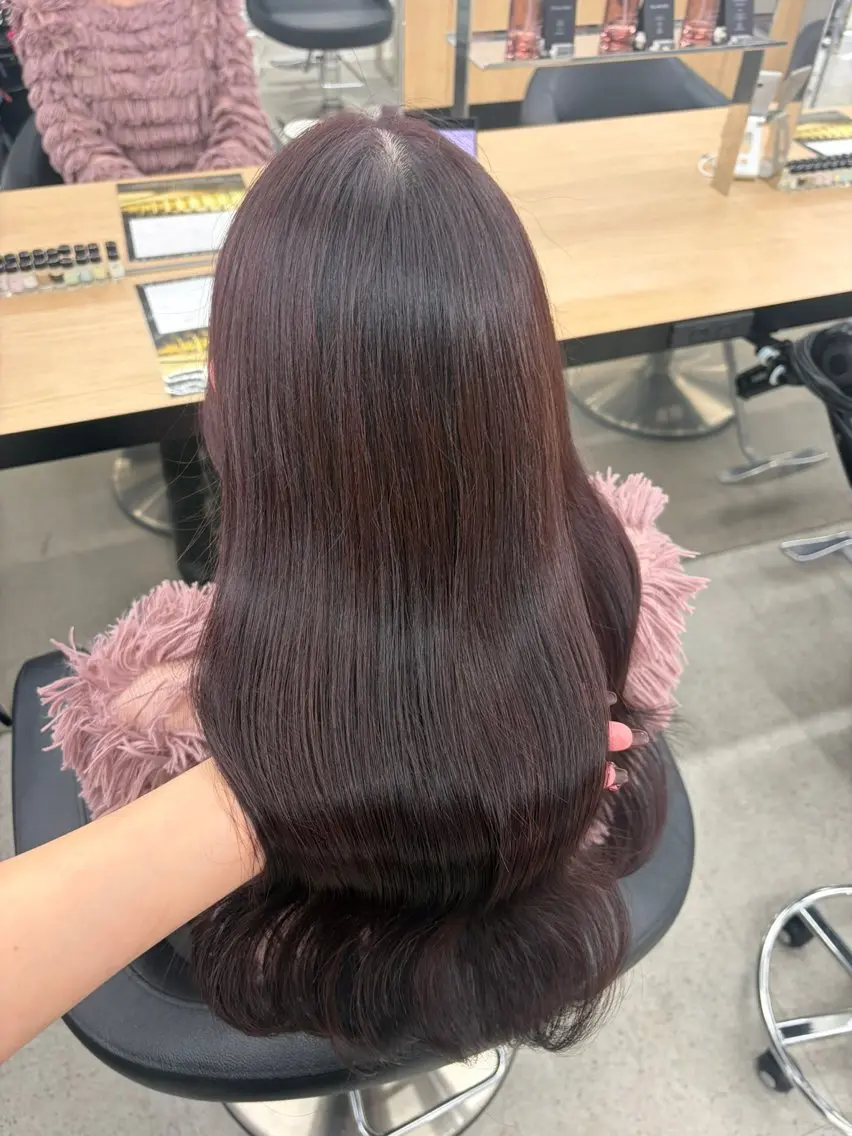 ロング カラー ブリーチ 髪質改善 トリートメント ヘアカラー 💗愛され暖色💗 ピンク/レッド💗のヘアスタイル