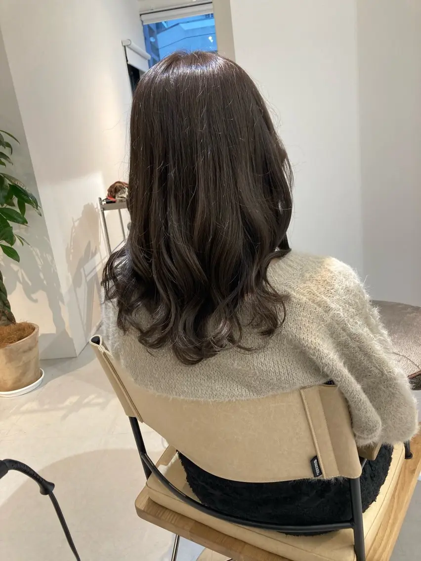 ミディアム ✨色持ちの良い艶 カラー✨蟹江真世のヘアスタイル