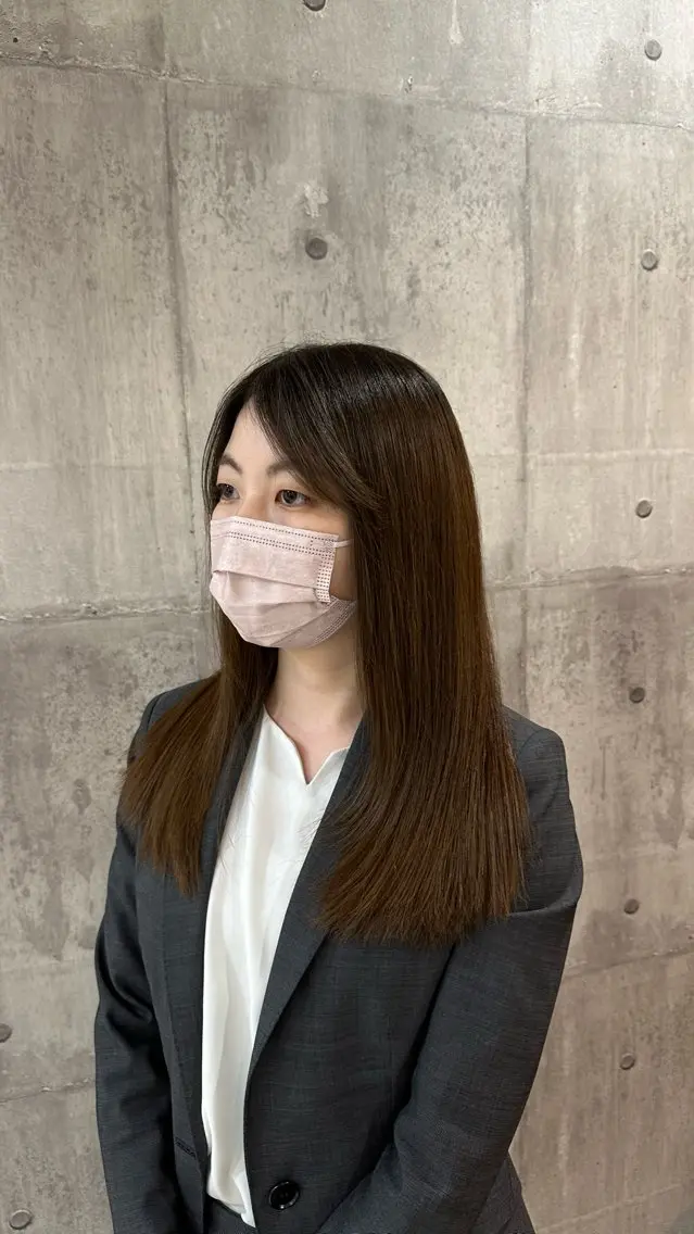 ロング ロングレイヤー レイヤーカット ロング enrichミヤモト ヒロヤのヘアスタイル
