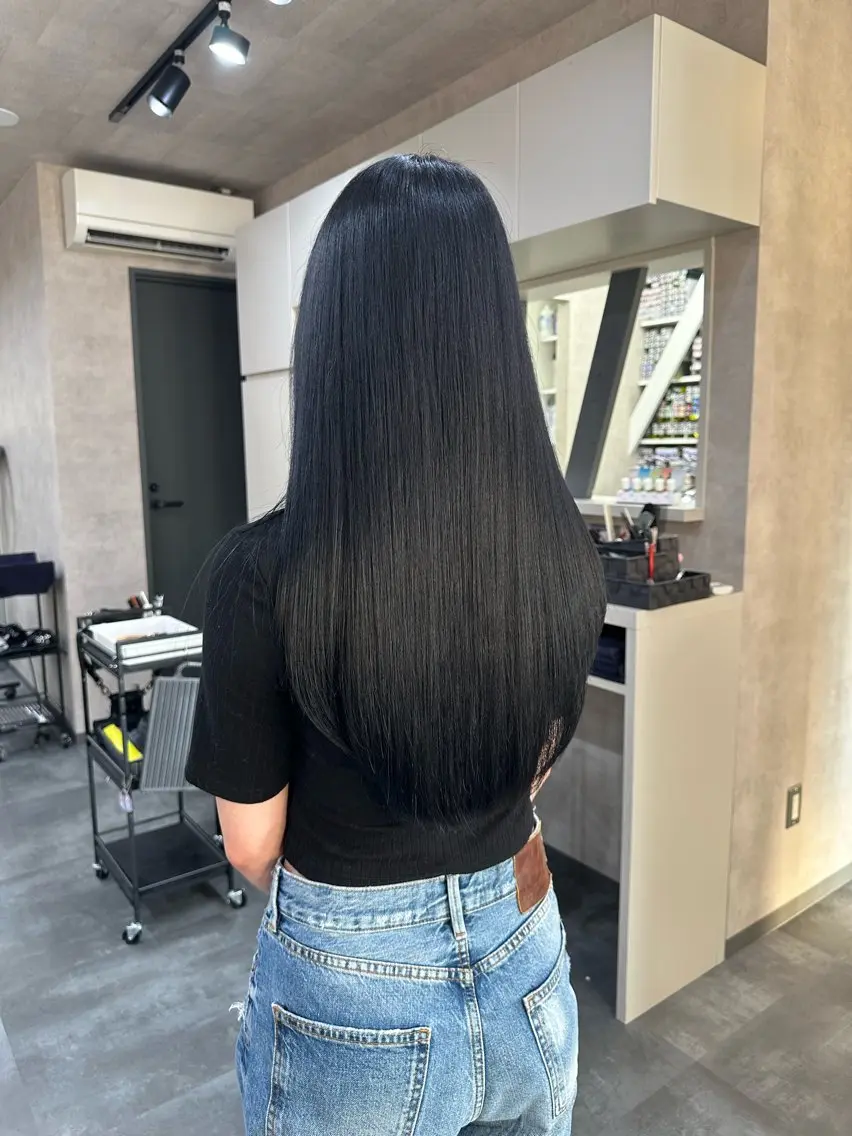ロング カラー ヘアアレンジ 黒髪 ブルーカラー ブルーブラック ヘアカラー トリートメント 境町/透明感カラー/ レイヤー/中茎涼太のヘアスタイル