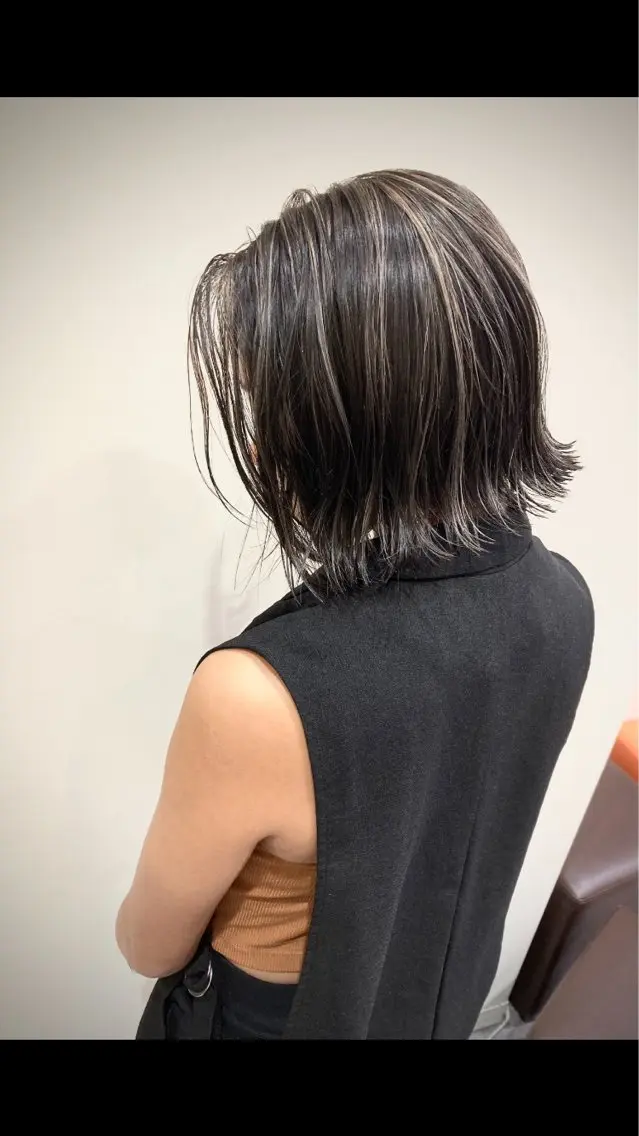 ミディアム ハイライト カット ヘアカラー 艶カラー🌟 透明感カラー🌟磯部のヘアスタイル