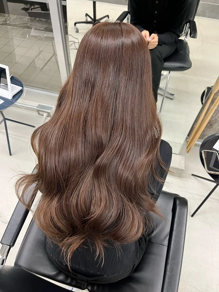 ロング ヘアカラー 笹山 未夢のヘアスタイル