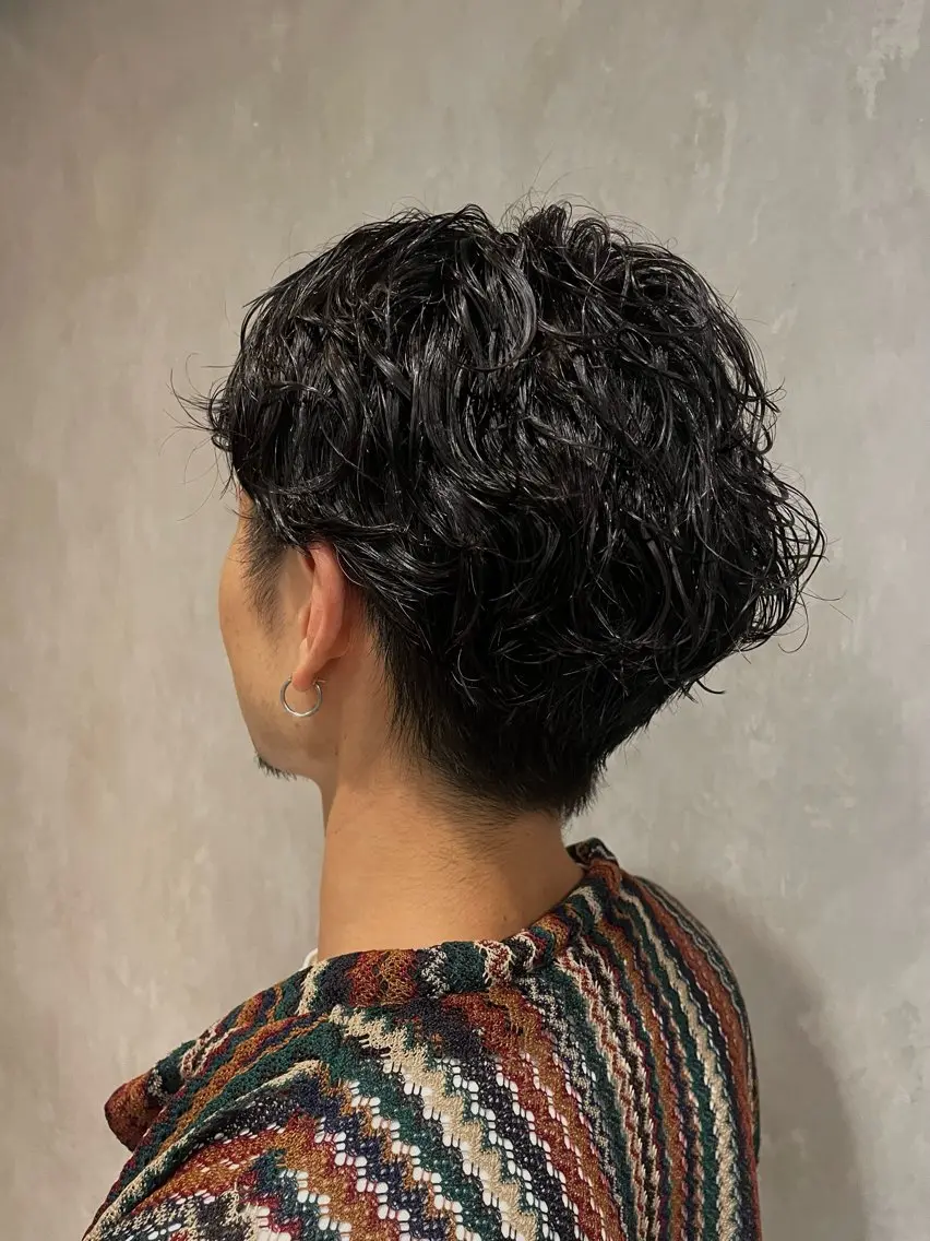 パーマ メンズ カット パーマ 岩渕 春菜のヘアスタイル