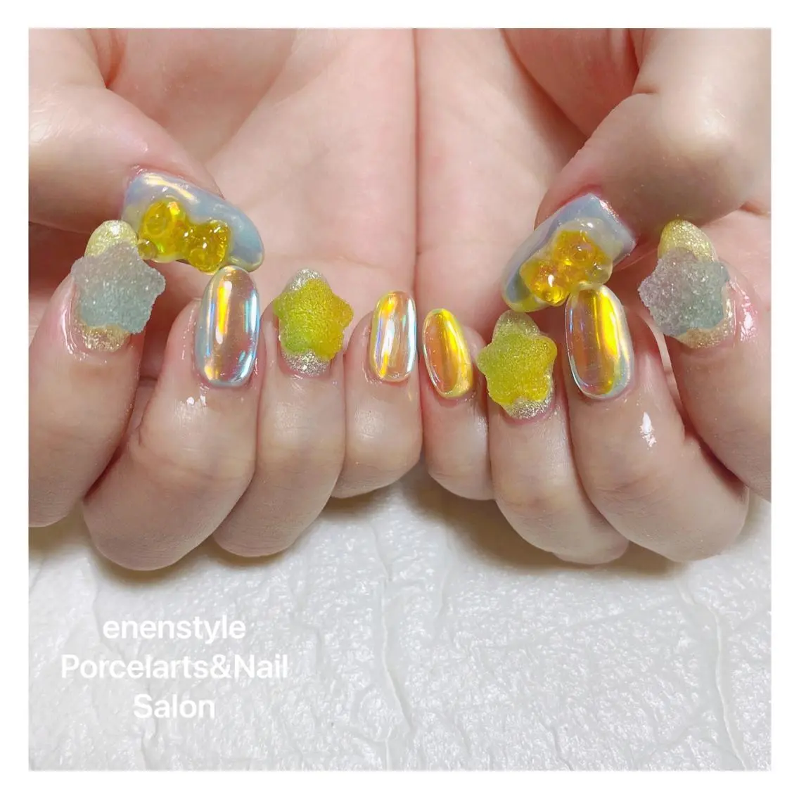 ミディアム ネイル 🐾enen style 🐾のネイルデザイン