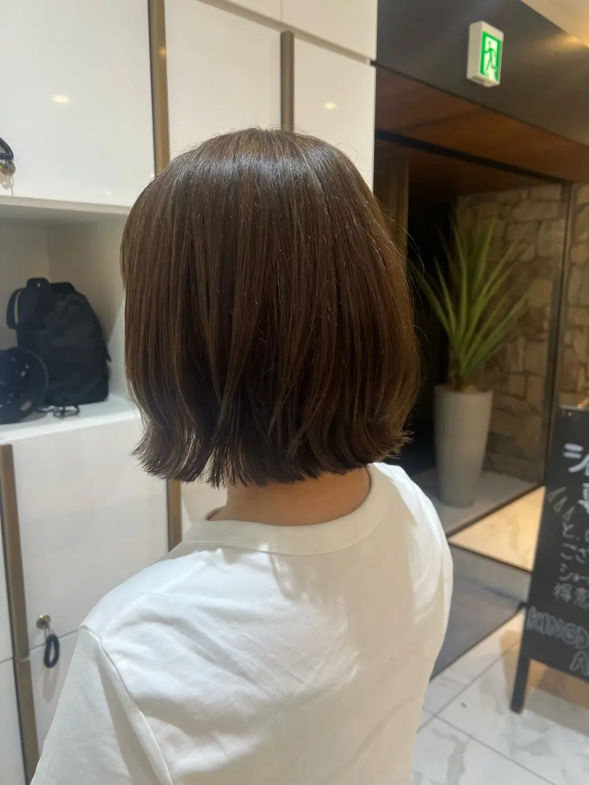 ショート カラー ボブ くびれヘア 外ハネヘア KINGDOM イナキ🌙のヘアスタイル