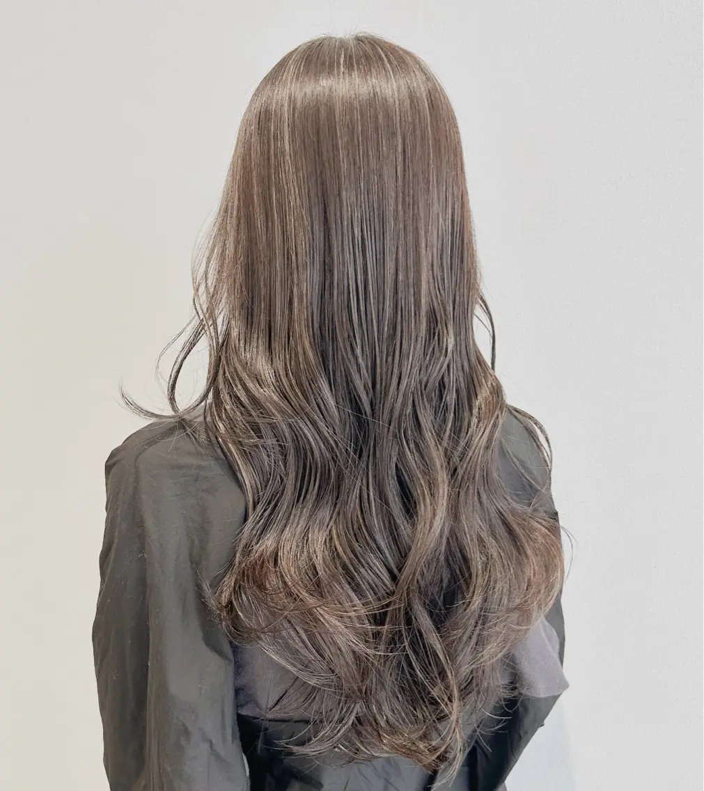 ヘアカラー+ marbb +集中補修トリートメント🫧資生堂サブリミック集中補修トリートメントで内部から綺麗な髪へ🌟の写真