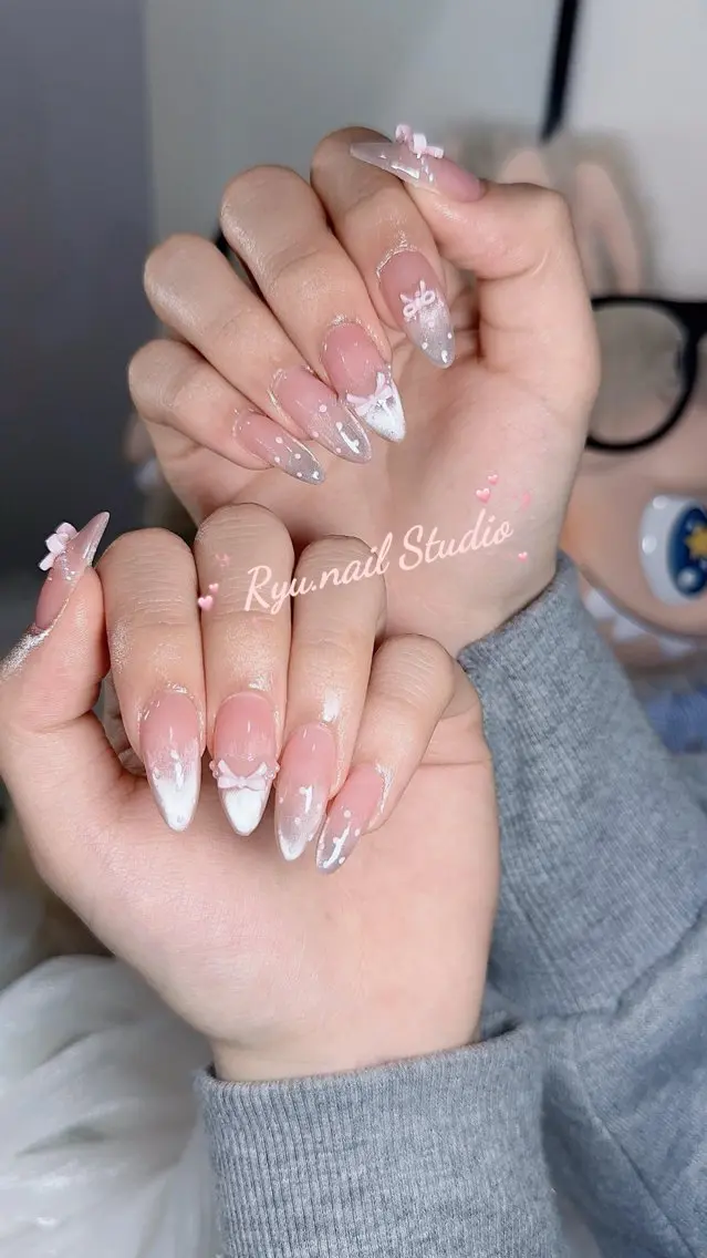 ネイル アートネイル フレンチネイル ジェルネイル キラキラネイル ニュアンスネイル Ryu Nail YukiChanのネイルデザイン