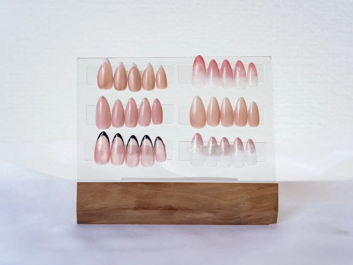 ネイル フレンチネイル グラデーション Glisse _nailのネイルデザイン