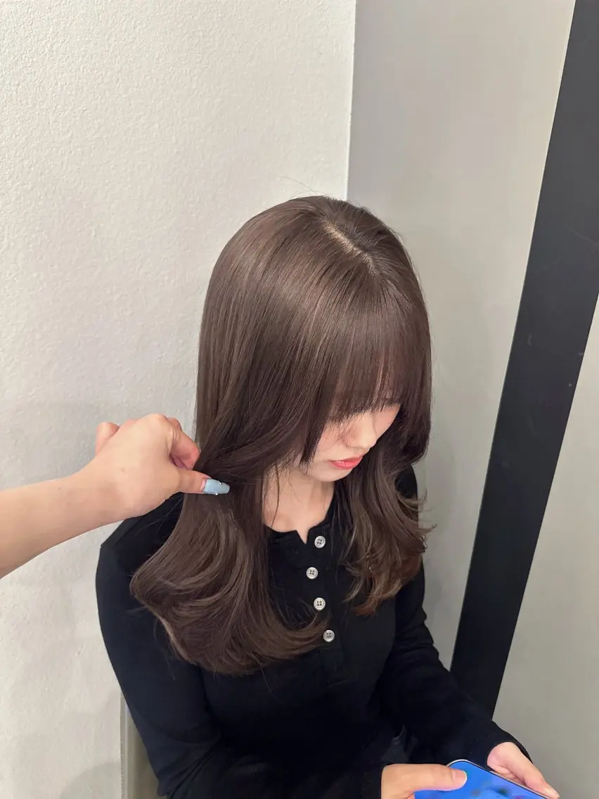 セミロング 透明感カラー/レイ ヤーカット/KaHoのヘアスタイル