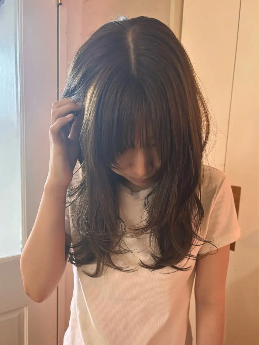 セミロング カラー カット ヘアカラー 透明感カラー /Kanon️🫧のヘアスタイル