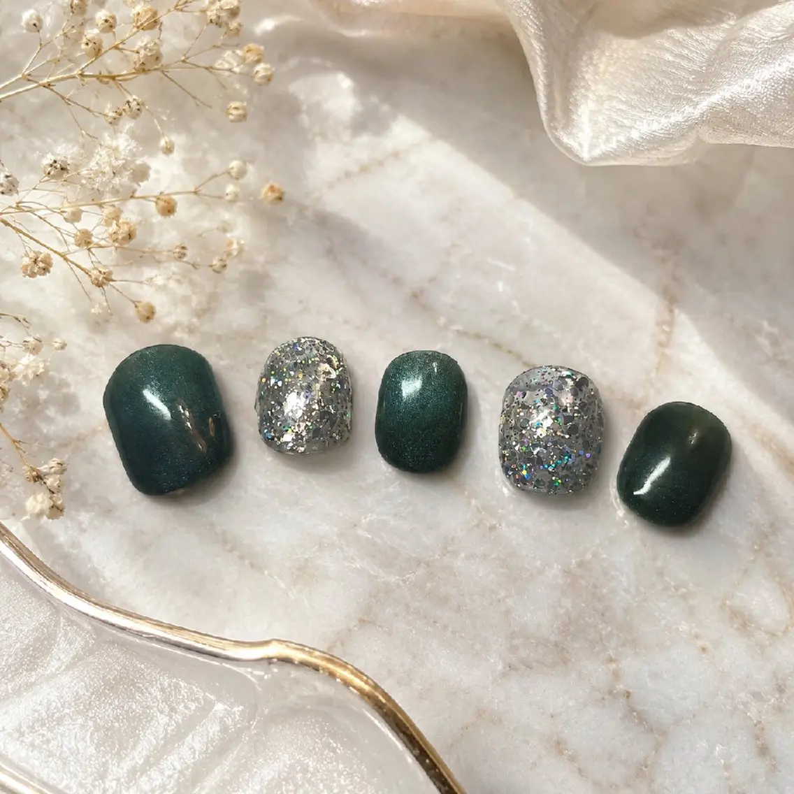 ネイル Reivl  Nails のネイルデザイン