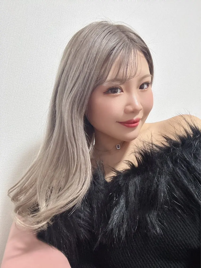 ミディアム カラー ✨最安値✨エクステ カラー🌼つきな🌼のヘアスタイル