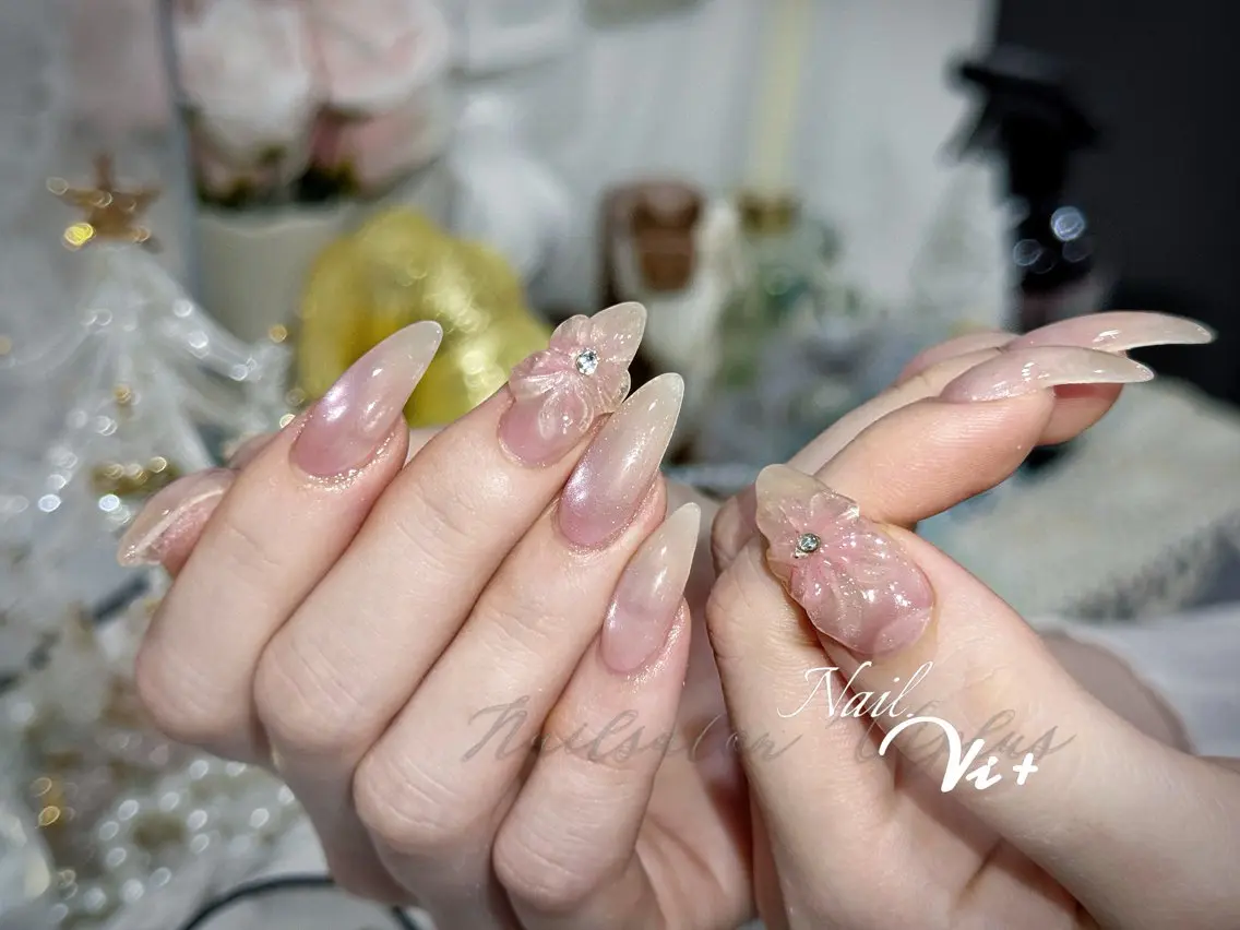 ネイル ハンドネイル ✨Nailsalon Vi+✨のネイルデザイン