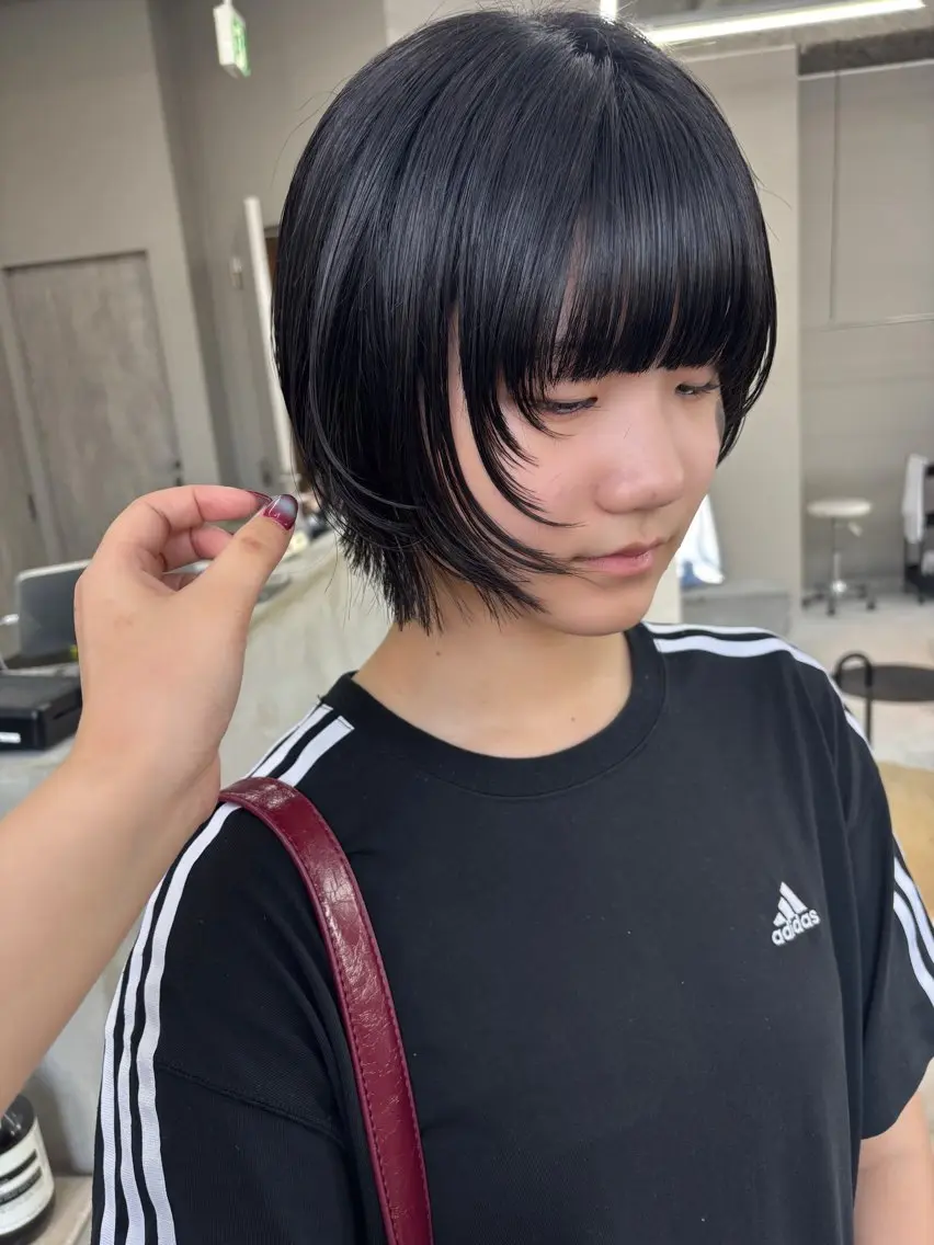 ショート ウルフカット kurune fuyuのヘアスタイル