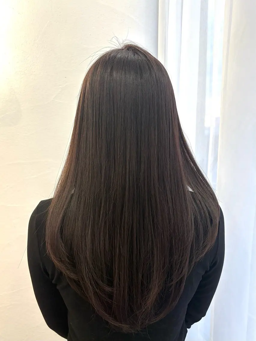ロング レイヤーカット カット ヘアカラー ラカットゾーン 田中李奈のヘアスタイル