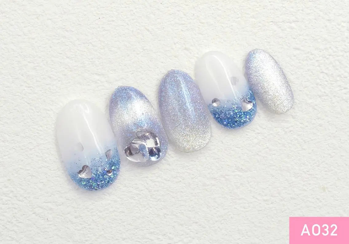 ネイル ゴールド 新橋🍬 Nailのネイルデザイン
