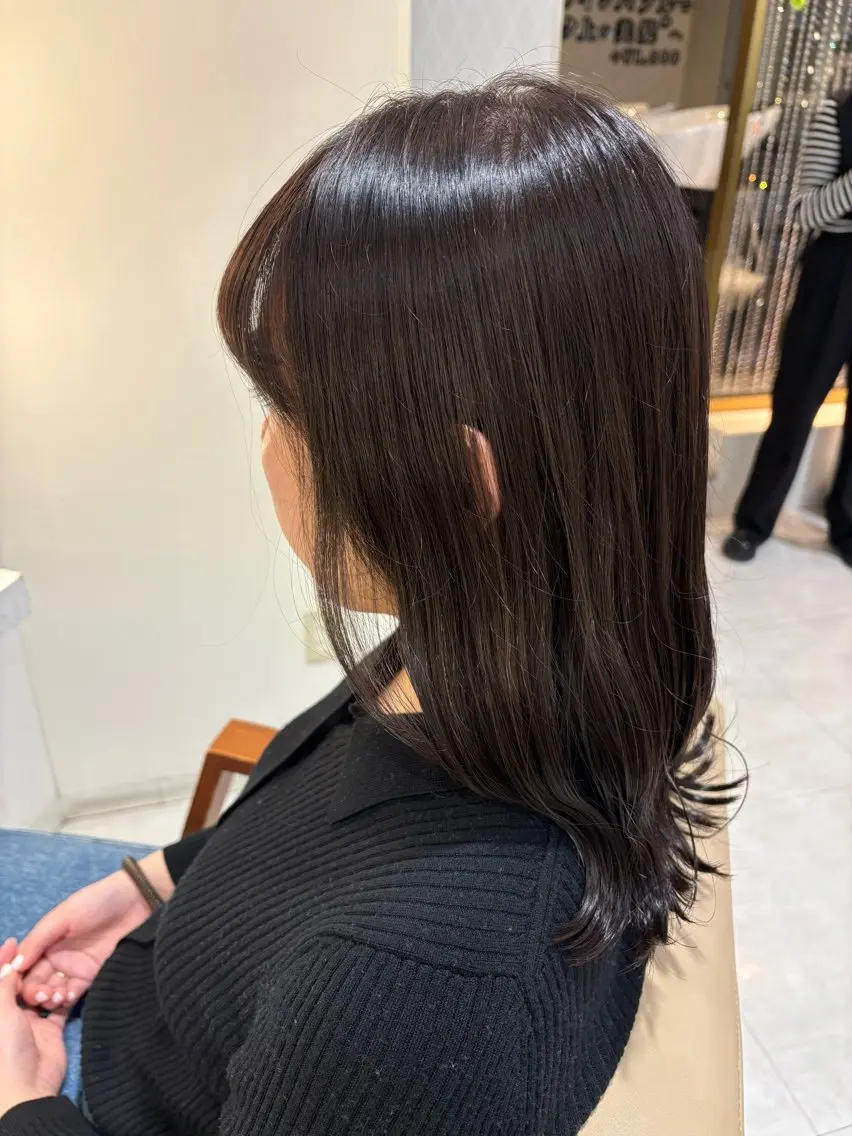 セミロング カラー ヘアカラー 新庄 雪乃のヘアスタイル