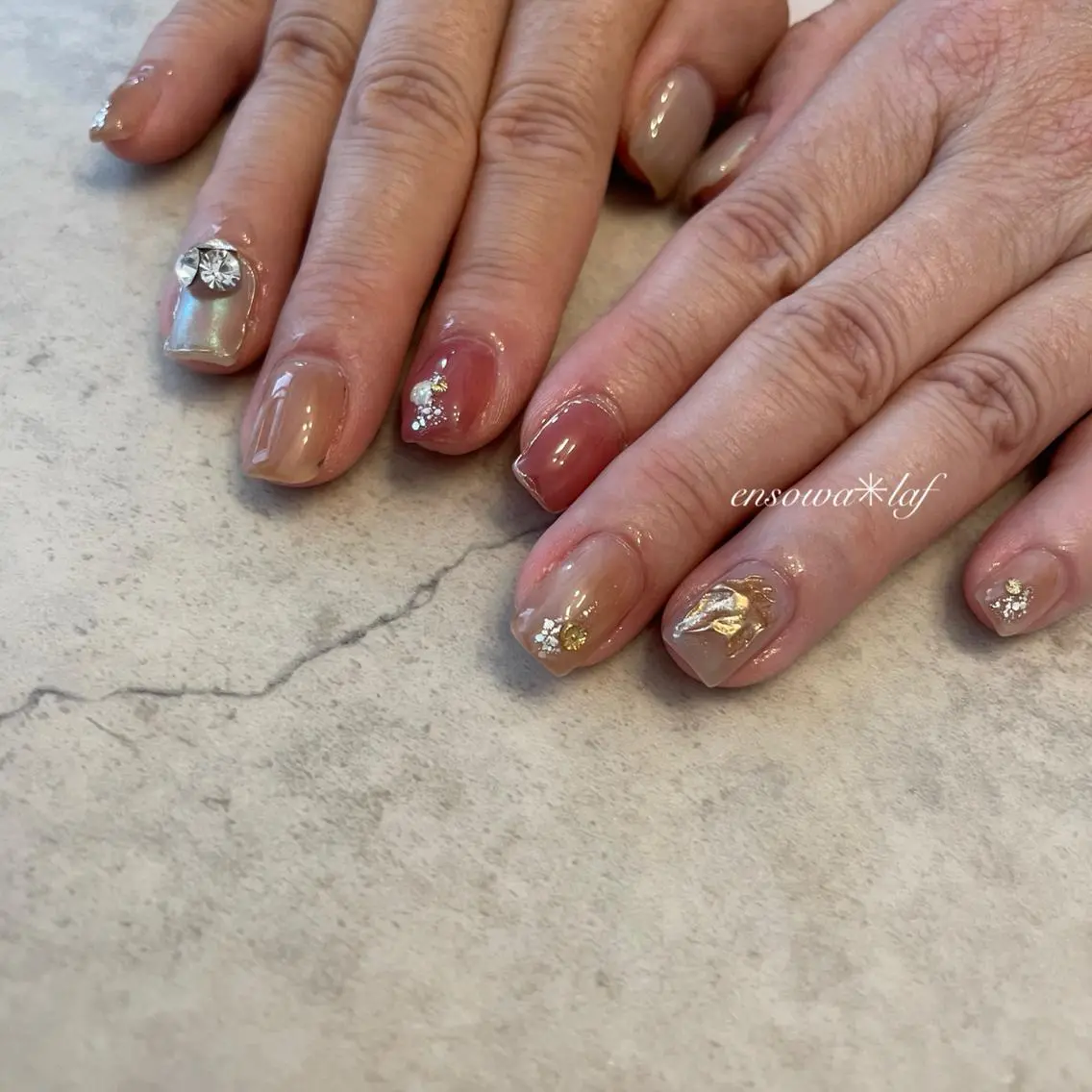 ネイル アートネイル オーロラネイル クリアネイル フレンチネイル ジェルネイル ensowa✱laf NAILのネイルデザイン