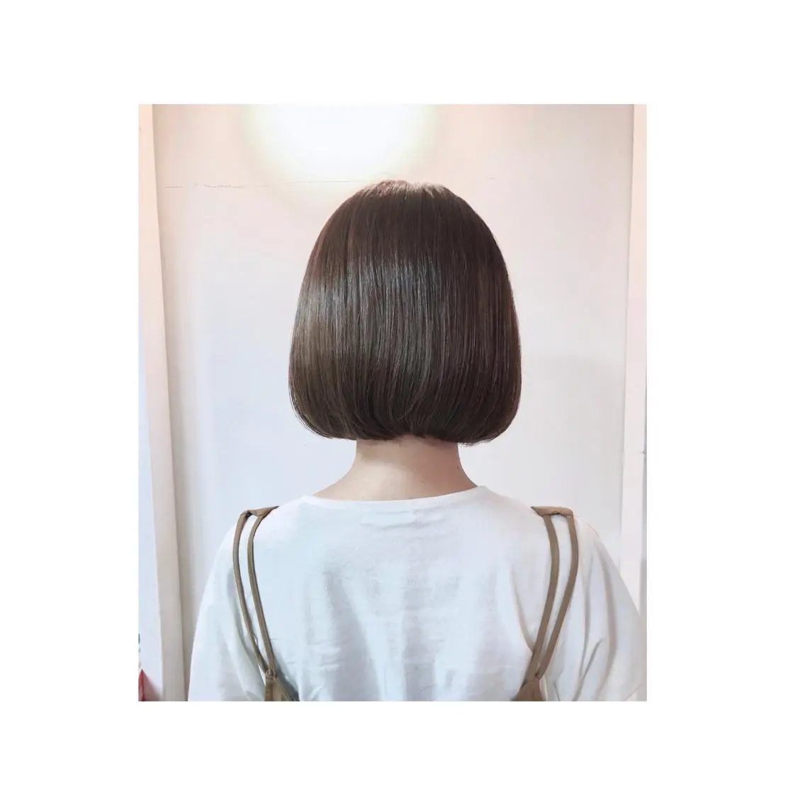 ショート カラー 小泉 亮人のヘアスタイル