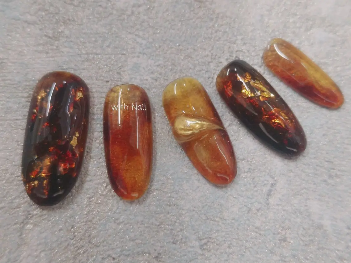 ネイル べっ甲ネイル ニュアンスネイル ハンドネイル with Nail ナガヤのネイルデザイン