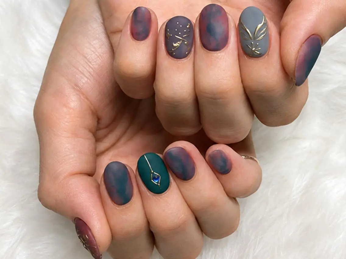 ネイル マットネイル ニュアンスネイル ハンドネイル Yuika. Hのネイルデザイン