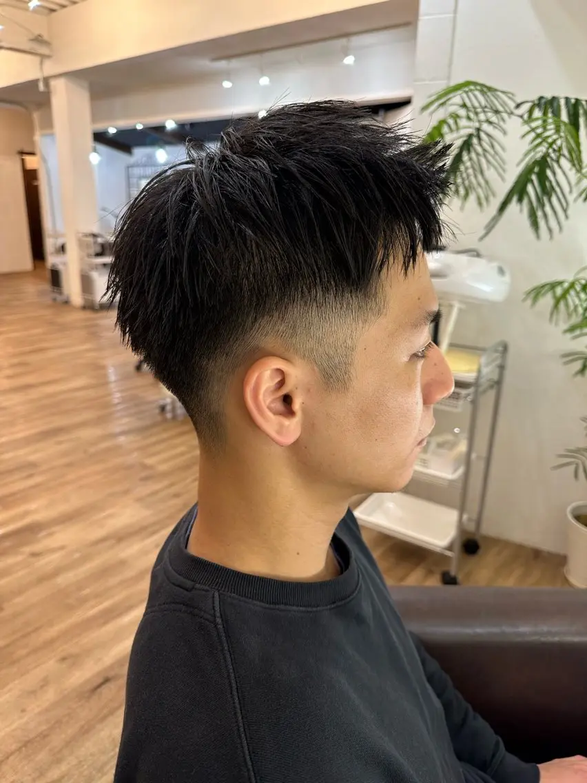 ショート メンズ 伊東 隼太朗のヘアスタイル
