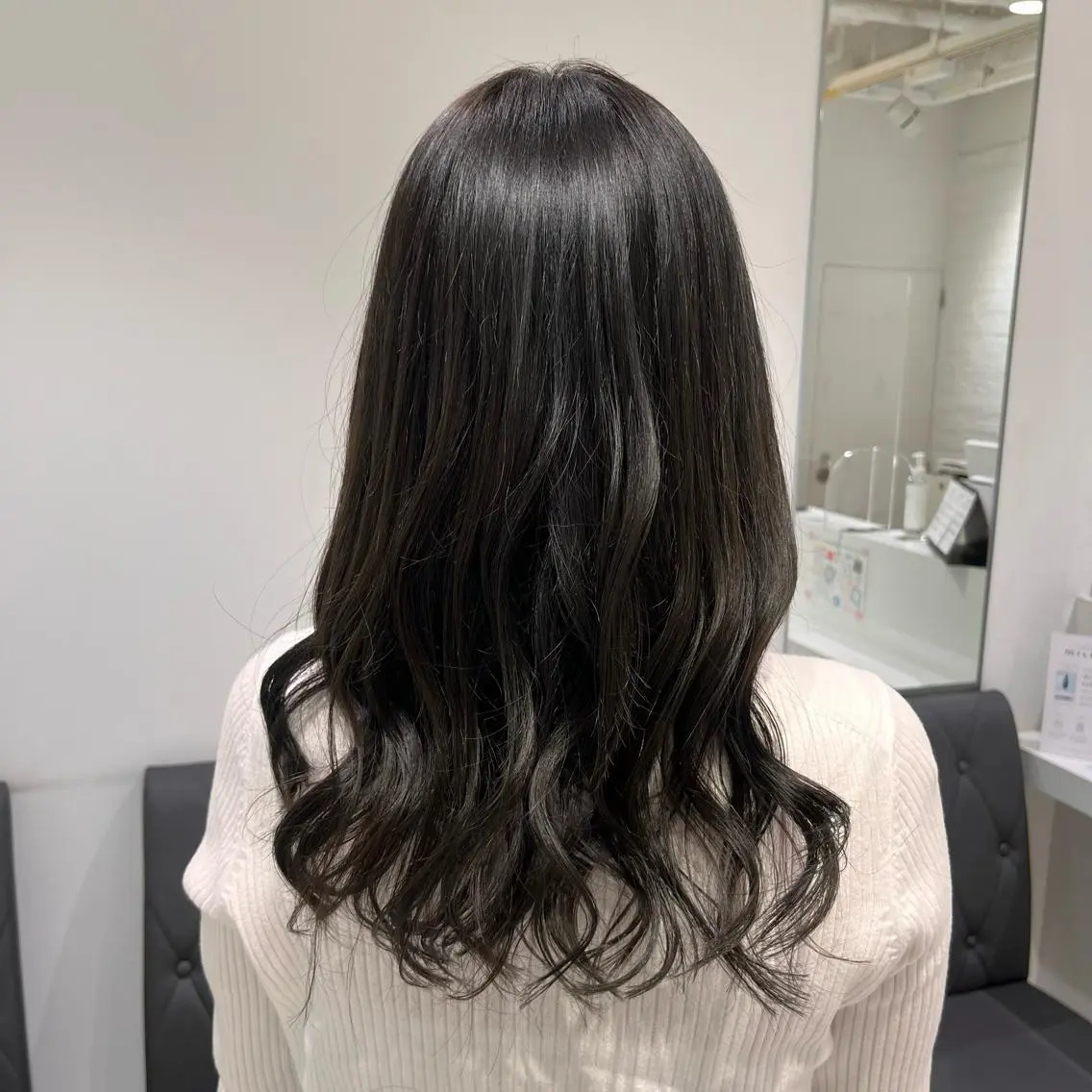 セミロング カラー ブリーチ グレージュ ブリーチなしカラー オリーブグレージュ オリーブグレー カット ヘアカラー トリートメント 【メンズ縮毛矯正/ Ryoka】のヘアスタイル