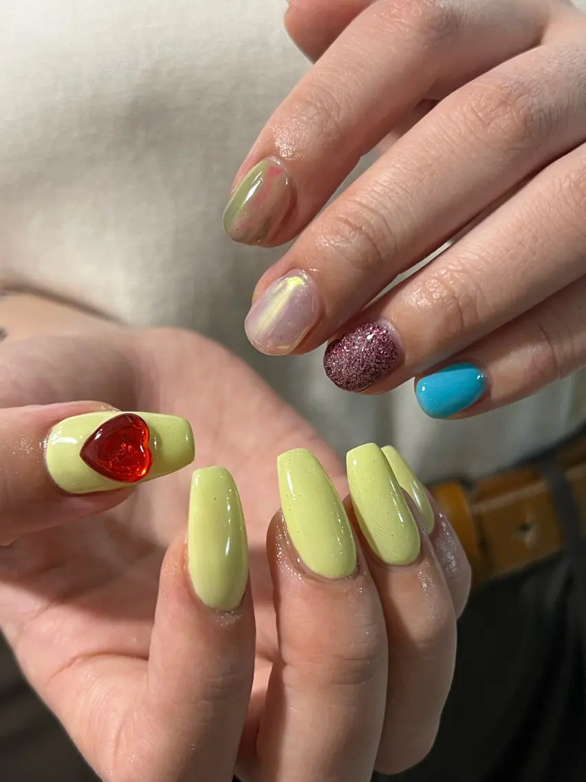 ネイル ハンドネイル Hata nail 🎀個性派ニュアンスのネイルデザイン