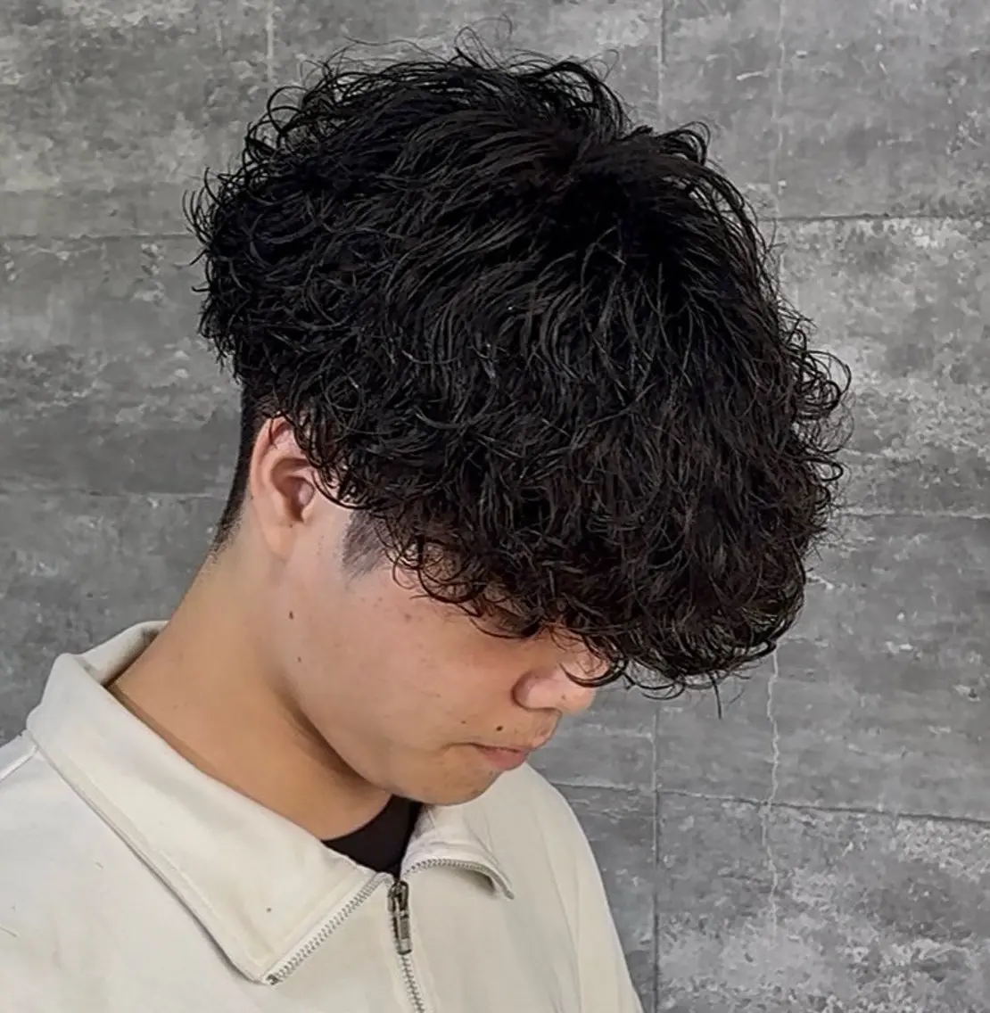 ショート パーマ メンズ 石田 大成のヘアスタイル