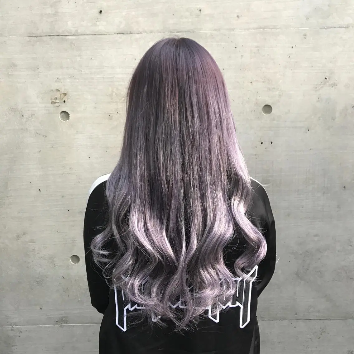 ロング カラー ブリーチ パープルカラー エクステ 佐野 智史のヘアスタイル