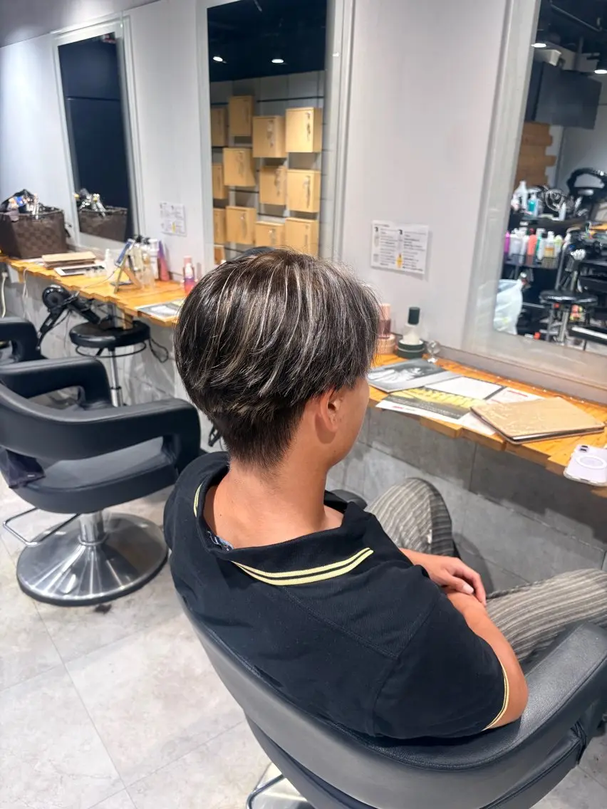ロング カラー メンズ ヘアカラー honoka💄💋 オリーブ・メンズ特化のヘアスタイル