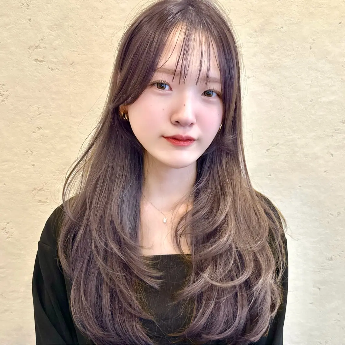 セミロング カット ヘアカラー トリートメント 🌹ハッシュカット、 レイヤー韓国ヘア🌹のヘアスタイル